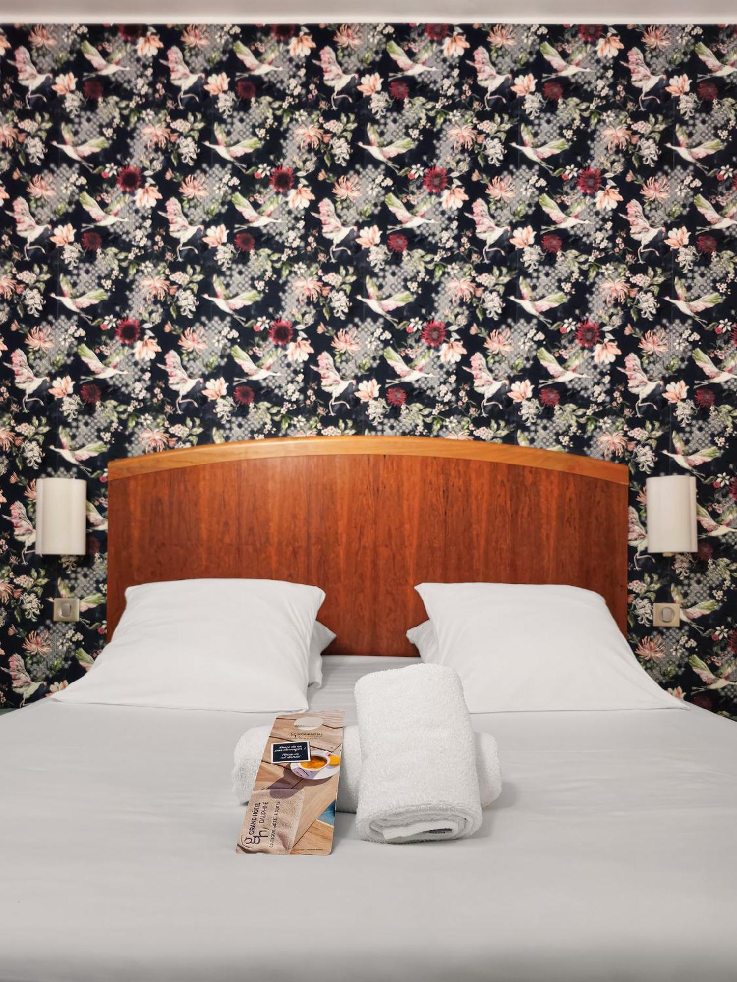 Grand Hotel Dauphine Toulon, Boutique Hotel & Suites Екстериор снимка
