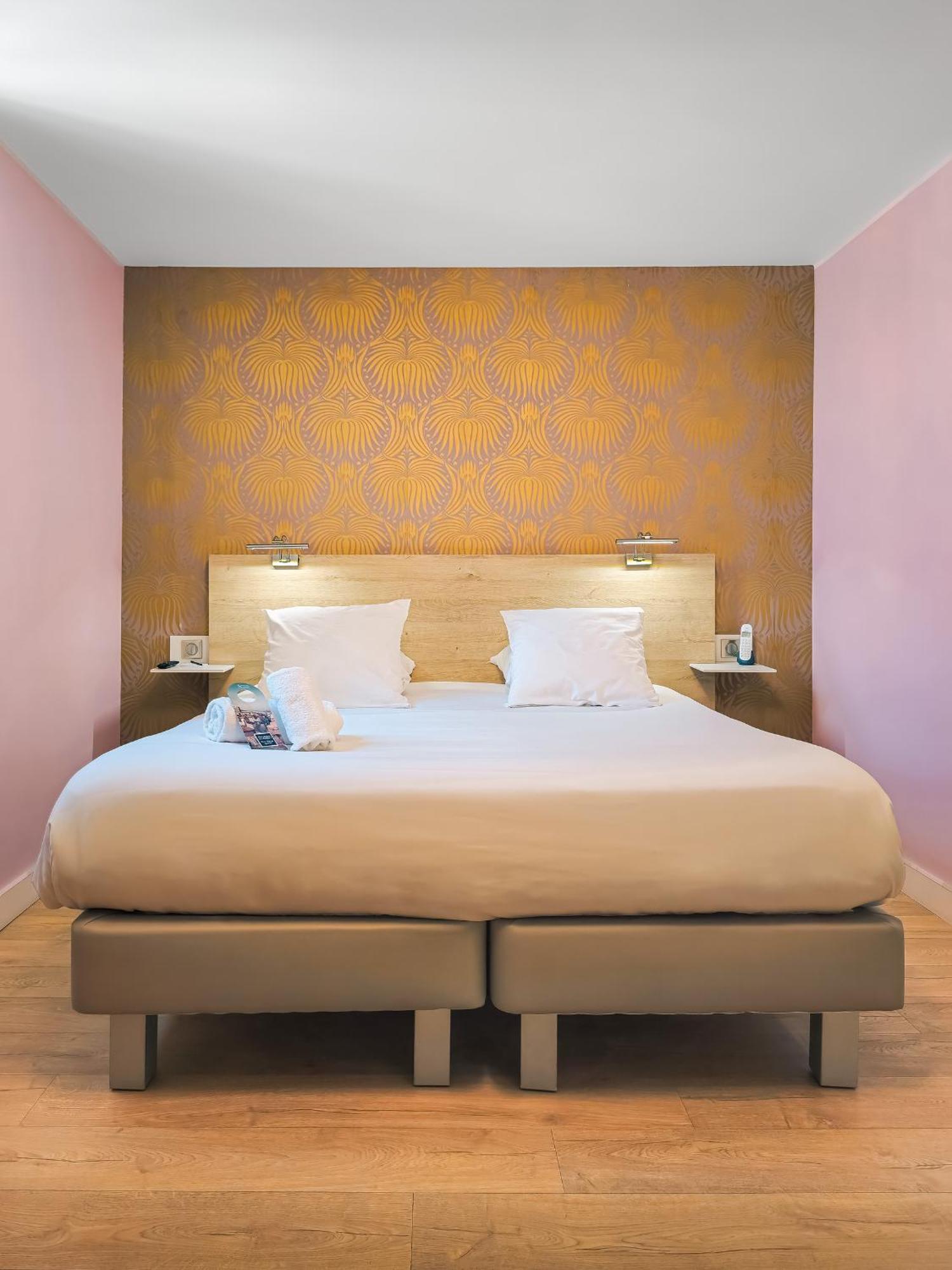 Grand Hotel Dauphine Toulon, Boutique Hotel & Suites Екстериор снимка